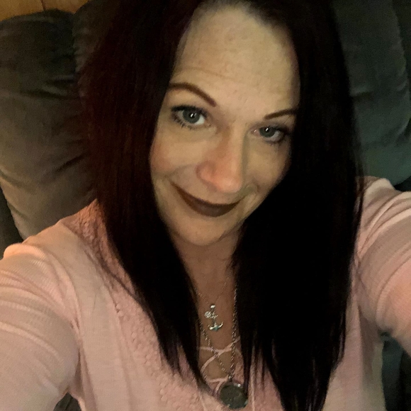 Meet your Posher, Dawn - Picture 1 of 1